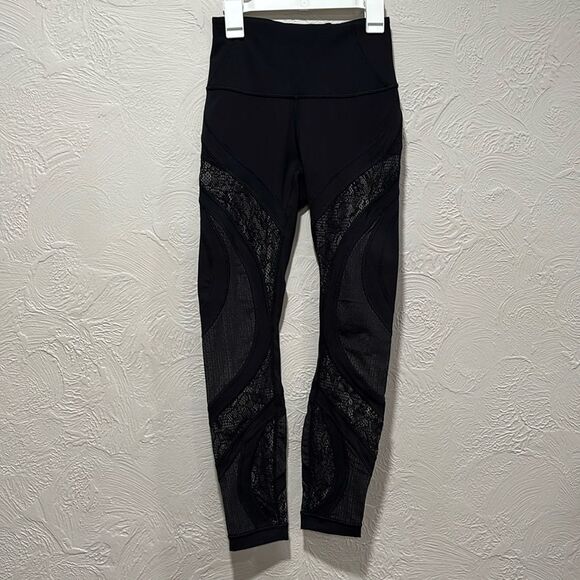 Lululemon Athletic Wunder Under Tight High Rise Lace Flux Size 4 - Picture 1 of 7